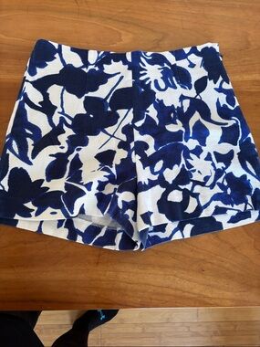 Zara Navy and White High-Waist Floral Print Shorts
